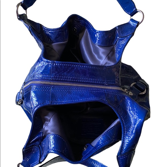 Coach Cobalt Blue Patent Leather Handbag - Picture 4 of 6
